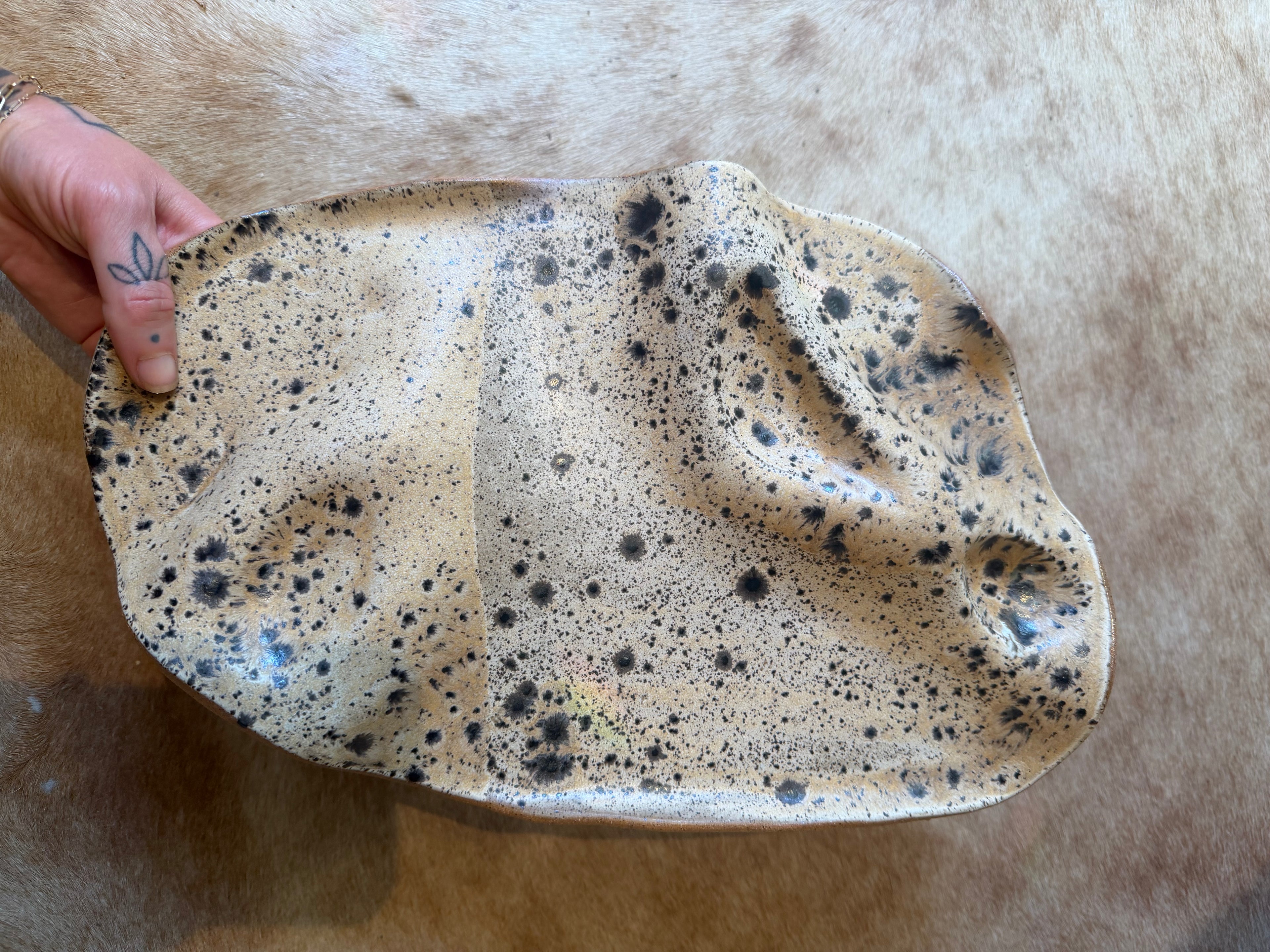 Large Wavy Plate in Butter Crumb