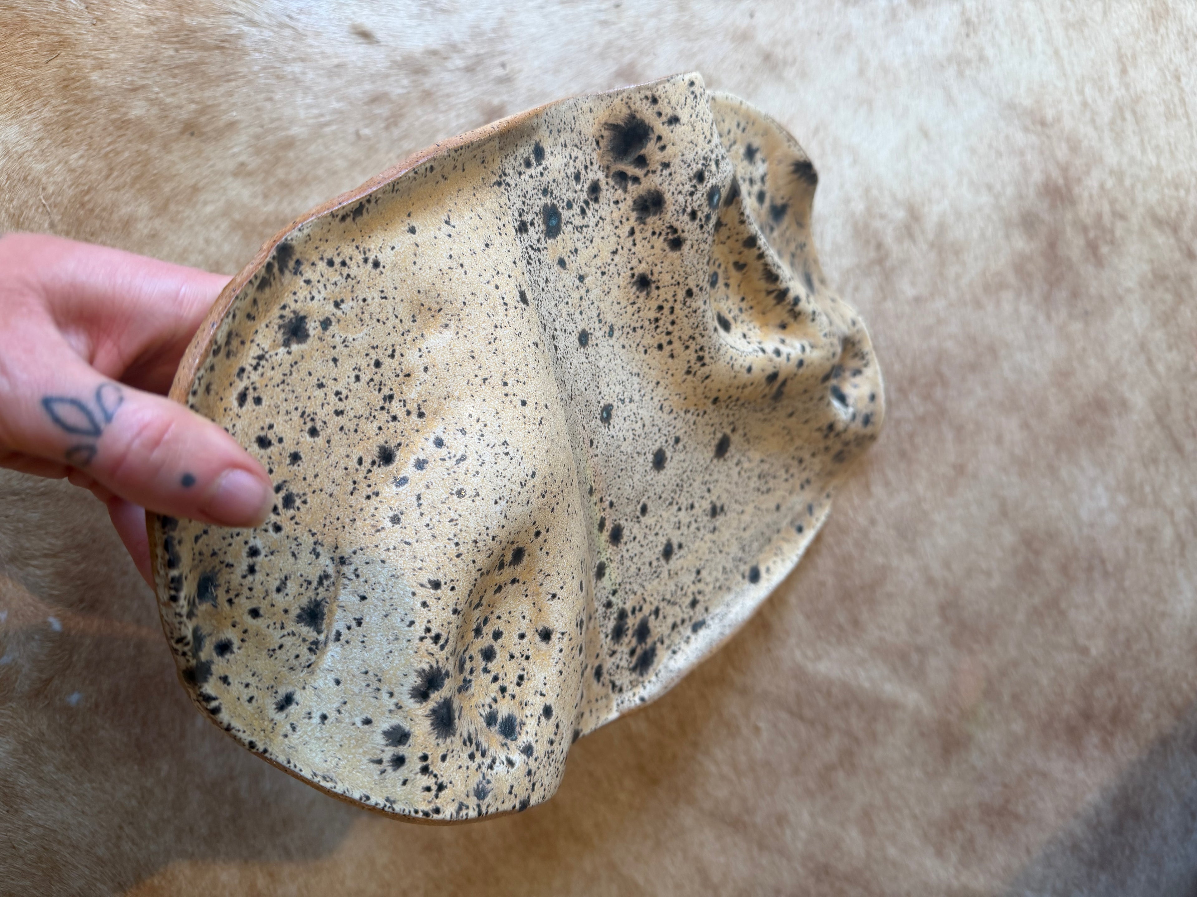 Large Wavy Plate in Butter Crumb